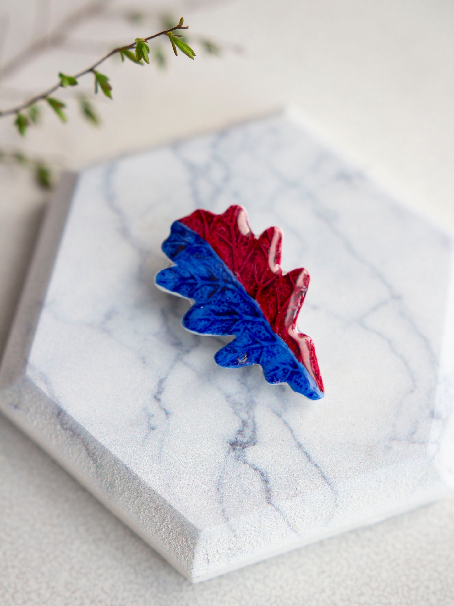 Latvian collection pin - OAK LEAF