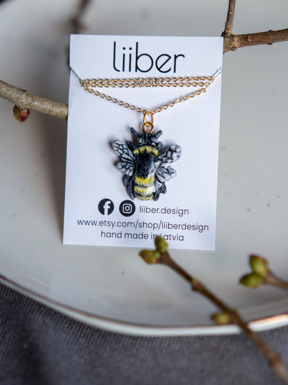 Necklace - BEE