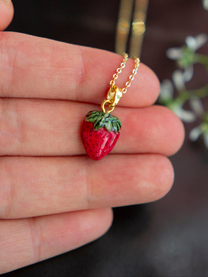 Necklace - RED PEONY